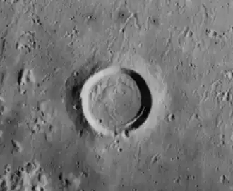 Снимок зонда Lunar Orbiter - IV