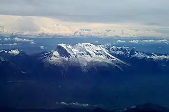 Вид на Уаскаран с воздуха (2004 г.).