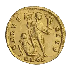 Грациан. (ок. 367–375 гг.). На шаре в руке Грациана