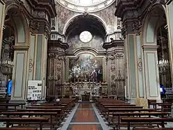 Интерьер главного нефа