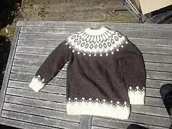 Пуловер из Исландии (лопапейса)