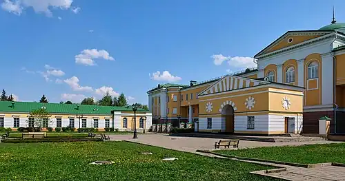 Южные ворота (вид изнутри)