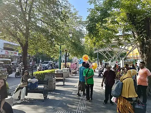 Пешеходная улица Малиоборо