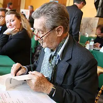 Жан Лакутюр в 2010