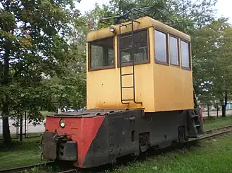 Рудничный контактный электровоз К-14, модернизированный для наземной эксплуатации