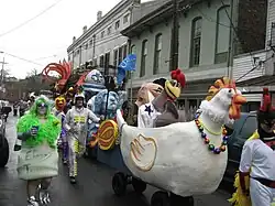 «Куриная» группа на параде Марди Гра (Новый Орлеан, США)