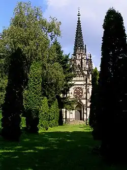 Часовня Карла Шайблера[англ.] на старом кладбище