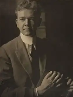 Страсс в 1912 году, фото Кларенса Х. Уайта