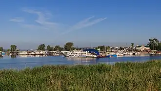 Основная часть с причалами