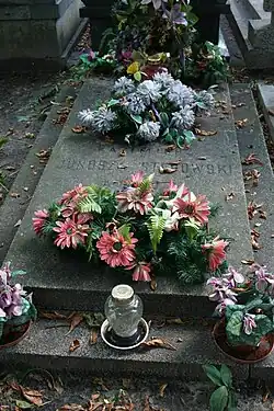 Могила Казимежа Юноши-Стемповского