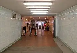 Интерьер вестибюля на улице Архитектора Городецкого