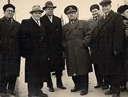 С работниками Камчатского пароходства на праздновании 1 мая 1965 г.