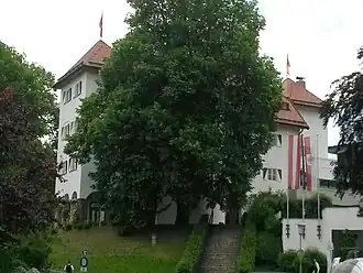 Вид замка с юго-западной стороны