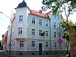 Жилой дом начала XX века в стиле югенд в историческом Новом городе Клайпеды