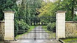 Главный вход в замок Кокельшойер