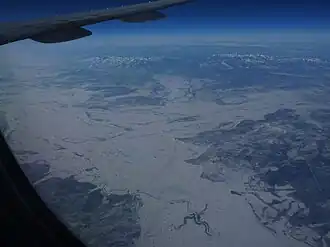 Озеро Хумми зимой. Вдали - Комсомольск-на-Амуре