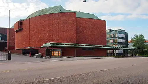 Дом культуры рабочих в Хельсинки (1955—1958)