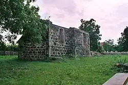 Руины церкви в Любсе