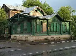 № 19, деревянное здание завода Бари (2010 год)