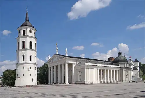 Кафедральный собор Святых Станислава и Владислава.