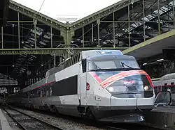 Электропоезда TGV PSE на перроне Лионского вокзала (2021 год)