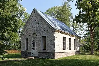 «Белая» часовня, построена и освящена в 2013 году