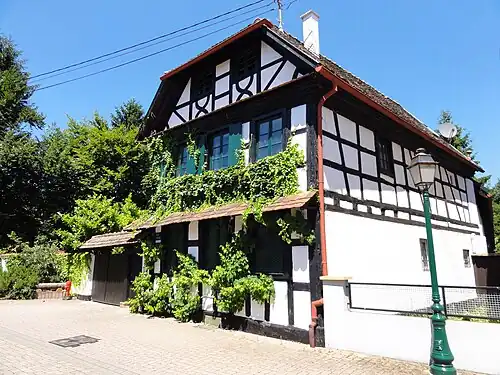 Старое здание