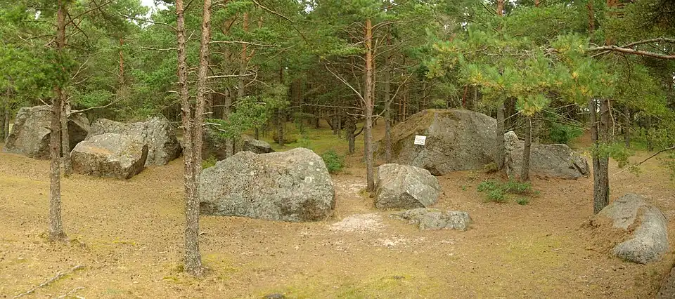 Ледниковые валуны на мысе Леммик