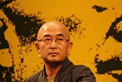 Ляо Иу, китайский писатель, устный историк, народный музыкант, живущий в изгнании в ФРГ.