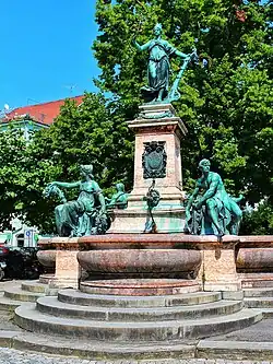 Фонтан в честь 20-летия правления короля Людвига II Баварского, установленный в 1884 году в Линдау на Боденском озере