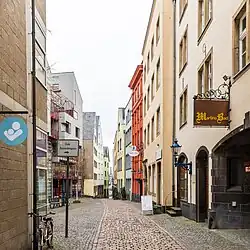 Вид улицы с запада на восток