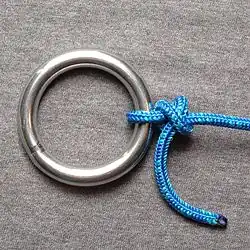 Lobster buoy hitch[англ.], Lobster buoy hitch.Штык на рангоуте для разных целей. Хорош для привязки к древесине.