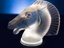 «Маскот» автомобиля Тойота