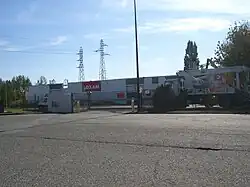 Компания Loxam