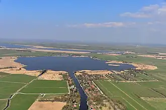 Аэрофотосъёмка озера Хифе с юго-западной стороны весной 2013 года