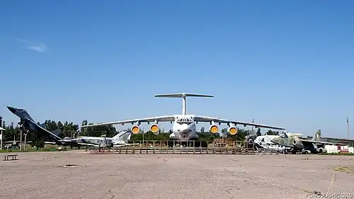 Экспонаты Луганского авиационно-технического музея