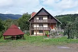 В селе Лункою-де-Жос