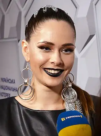 Юлия Санина на церемонии M1 Music Awards в 2019 году