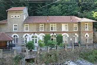 Главное здание МГЭС Вучье