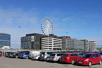 Колесо обозрения на торговомцентре «T1 Mall of Tallinn»