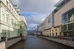 Пэдвей между зданиями основной сцены и 2-й сцены Мариинского театра над Крюковым каналом,Санкт-Петербург