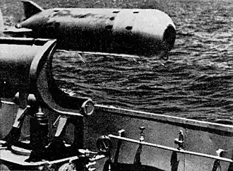 Запуск торпеды Mk 32 с открытого торпедного аппарата