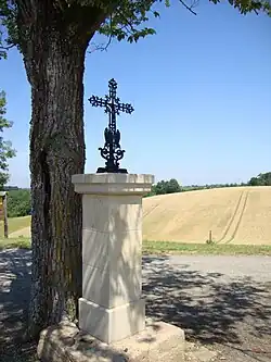 Придорожный крест