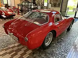 Вид сзади на берлинетту с кузовом от Pininfarina в музее Умберто Панини