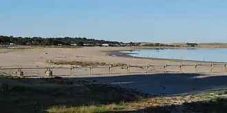 Южный берег озера в январе 2010 года.