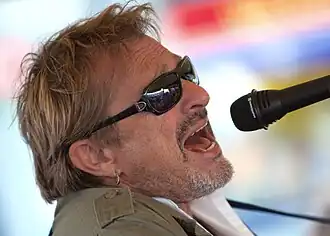 Микаэл Рикфорс на концерте в Ваксхольме в 2011 году