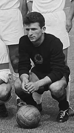 Микель Янку перед матчем против Нидерландов 24 мая 1964 года
