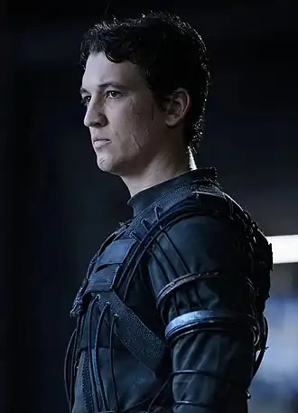 Майлз Теллер в роли Рида Ричардса / Мистера Фантастика в фильме «Фантастическая четвёрка» (2015)