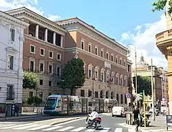 Здание Министерства юстиции на Виа Аренула