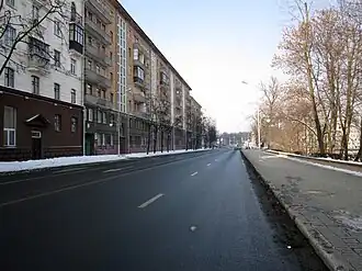 Вид от начального участка улицы в сторону перекрёстка с проспектом НезависимостиУчасток улицы на левом берегу Свислочи